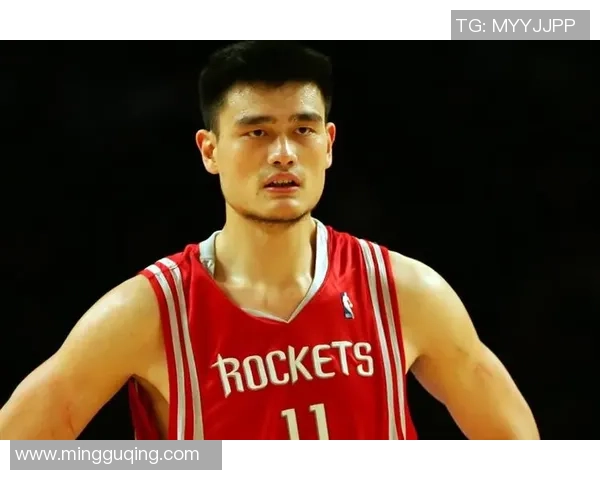 姚明蛇形排位的传奇故事与篮球赛场上的智慧布局分析