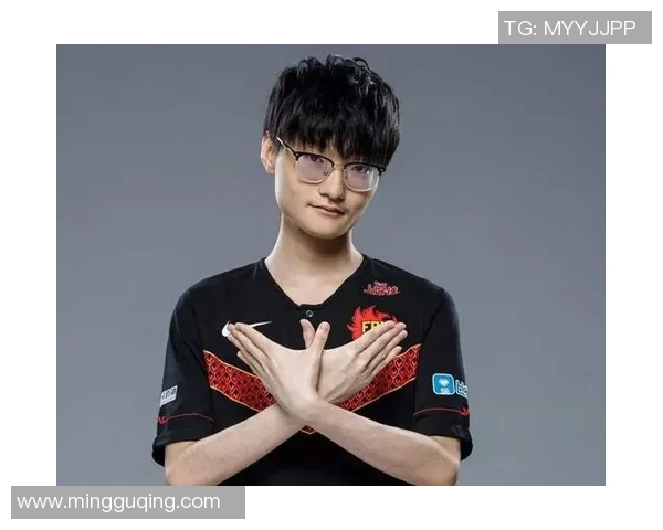 英雄联盟深度解析：揭开FPX战队选手个人能力的神秘面纱