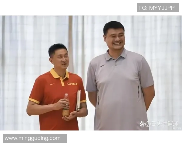 马丁向姚明发问探讨篮球发展与中美文化交流的深层次意义