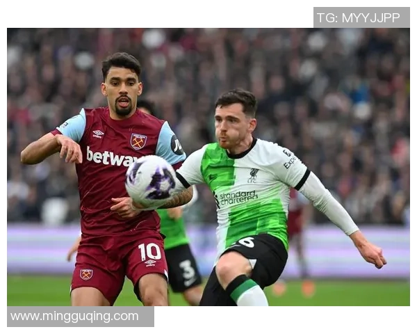 世界杯精彩对决：拜仁与利物浦2比2战平乌龙球成焦点战术解析